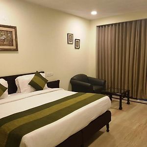 Executive King Room